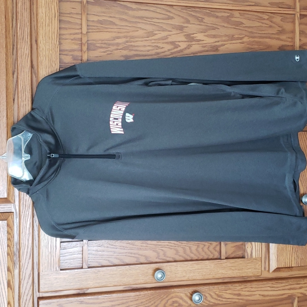 Men's NWT WI Badgers Grey Pullover Sz. 2XL